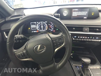 2019 Lexus UX 200 - miniatura 11