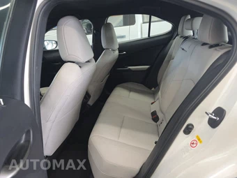 2019 Lexus UX 200 - miniatura 13