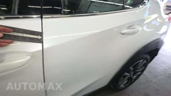 2019 Lexus UX 200 - miniatura 32