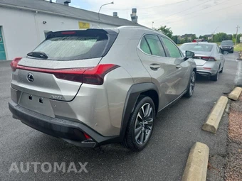 2019 Lexus UX 200 – miniatura 4