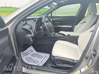 2019 Lexus UX 200 – miniatura 7