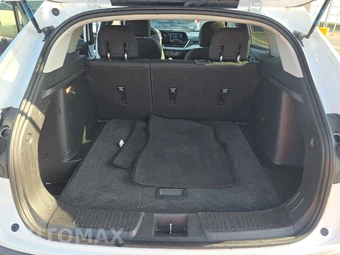 2019 Lexus UX 250h – miniatura 16