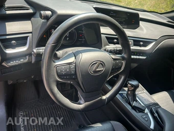 2019 Lexus UX 250h - miniatura 17