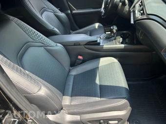 2019 Lexus UX 250h - miniatura 26