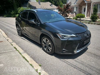 2019 Lexus UX 250h - miniatura 3