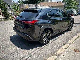 2019 Lexus UX 250h - miniatura 7