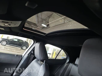 2019 Lexus UX 250h – miniatura 18