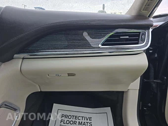 2019 Lincoln Continental Black Label – miniatura 16
