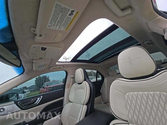 2019 Lincoln Continental Black Label – miniatura 8