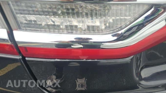 2019 Lincoln Continental Reserve – miniatura 26