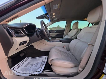 2019 Lincoln Continental Select - miniatura 10