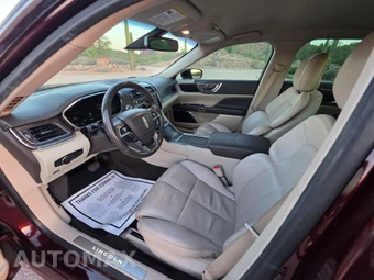 2019 Lincoln Continental Select - miniatura 11