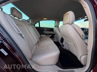 2019 Lincoln Continental Select - miniatura 13