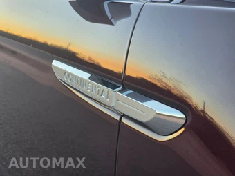 2019 Lincoln Continental Select - miniatura 18