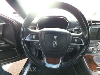 2019 Lincoln Continental Select – miniatura 10