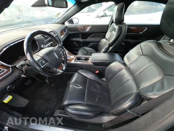 2019 Lincoln Continental Select – miniatura 7
