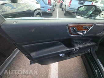 2019 Lincoln Continental Select – miniatura 9