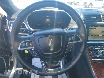 2019 Lincoln Continental Standard – miniatura 10