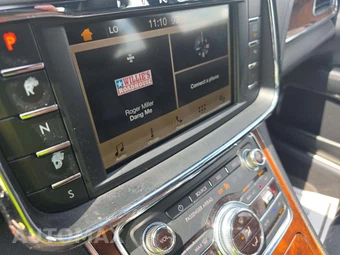 2019 Lincoln Continental Standard – miniatura 18