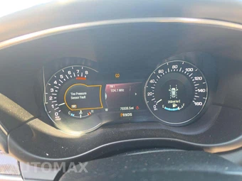 2019 Lincoln MKC Black Label – miniatura 9