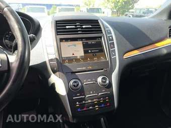 2019 Lincoln MKC Reserve – miniatura 10