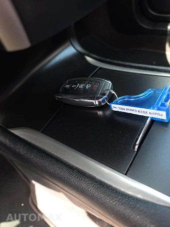 2019 Lincoln MKC Reserve – miniatura 8