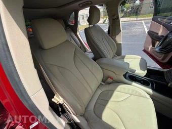 2019 Lincoln MKC Reserve - miniatura 11