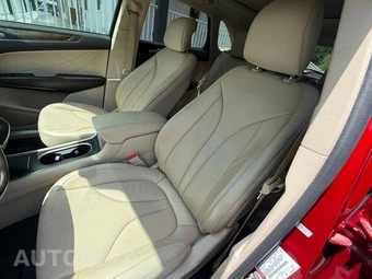 2019 Lincoln MKC Reserve - miniatura 2
