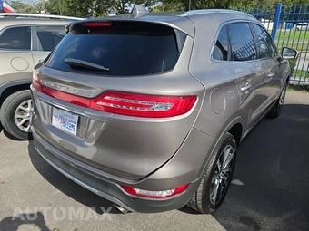 2019 Lincoln MKC Reserve - miniatura 4