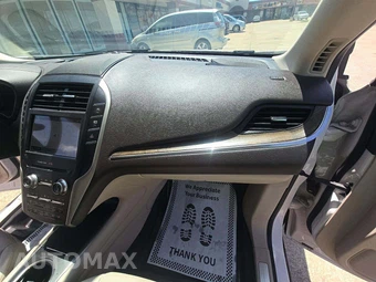 2019 Lincoln MKC Reserve - miniatura 16