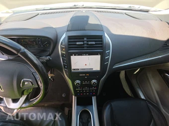 2019 Lincoln MKC Reserve – miniatura 11