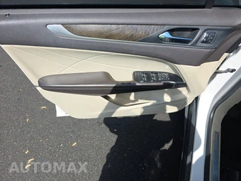 2019 Lincoln MKC Reserve – miniatura 9