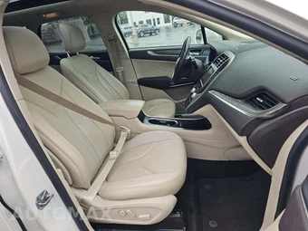 2019 Lincoln MKC Reserve – miniatura 15
