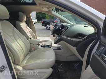 2019 Lincoln MKC Reserve – miniatura 15