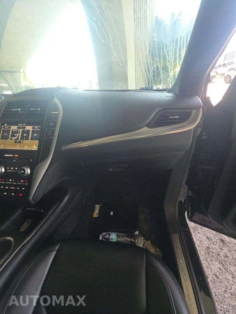 2019 Lincoln MKC Standard – miniatura 19