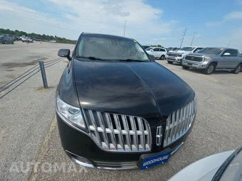 2019 Lincoln MKT Reserve - miniatura 2