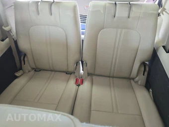 2019 Lincoln MKT Reserve – miniatura 14
