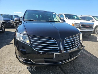 2019 Lincoln MKT Reserve – miniatura 2