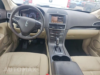 2019 Lincoln MKT Reserve - miniatura 11