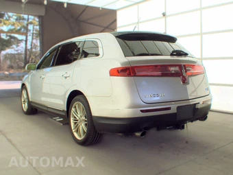 2019 Lincoln MKT Reserve - miniatura 6