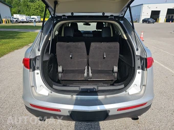2019 Lincoln MKT Reserve – miniatura 17