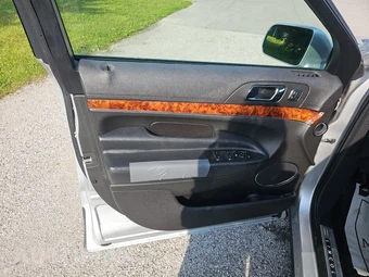 2019 Lincoln MKT Reserve – miniatura 9