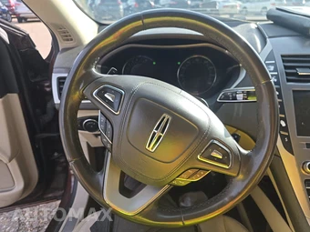 2019 Lincoln MKZ Reserve I – miniatura 10