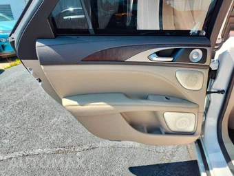 2019 Lincoln MKZ Reserve II - miniatura 27