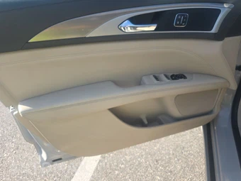 2019 Lincoln MKZ Standard - miniatura 9