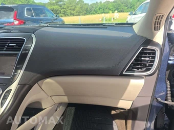 2019 Lincoln Nautilus Reserve – miniatura 16
