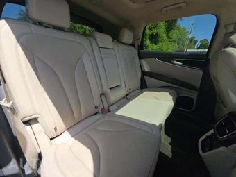 2019 Lincoln Nautilus Reserve – miniatura 13