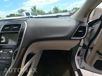 2019 Lincoln Nautilus Reserve - miniatura 7