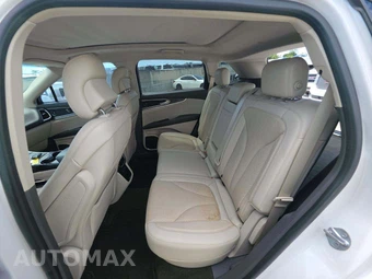 2019 Lincoln Nautilus Reserve - miniatura 8