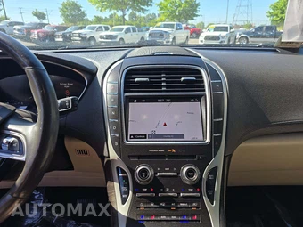 2019 Lincoln Nautilus Reserve – miniatura 10